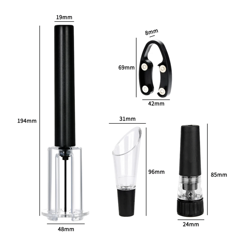 Coupe-capsule-en-action-pour-retirer-la-capsule-dune-bouteille-de-vin