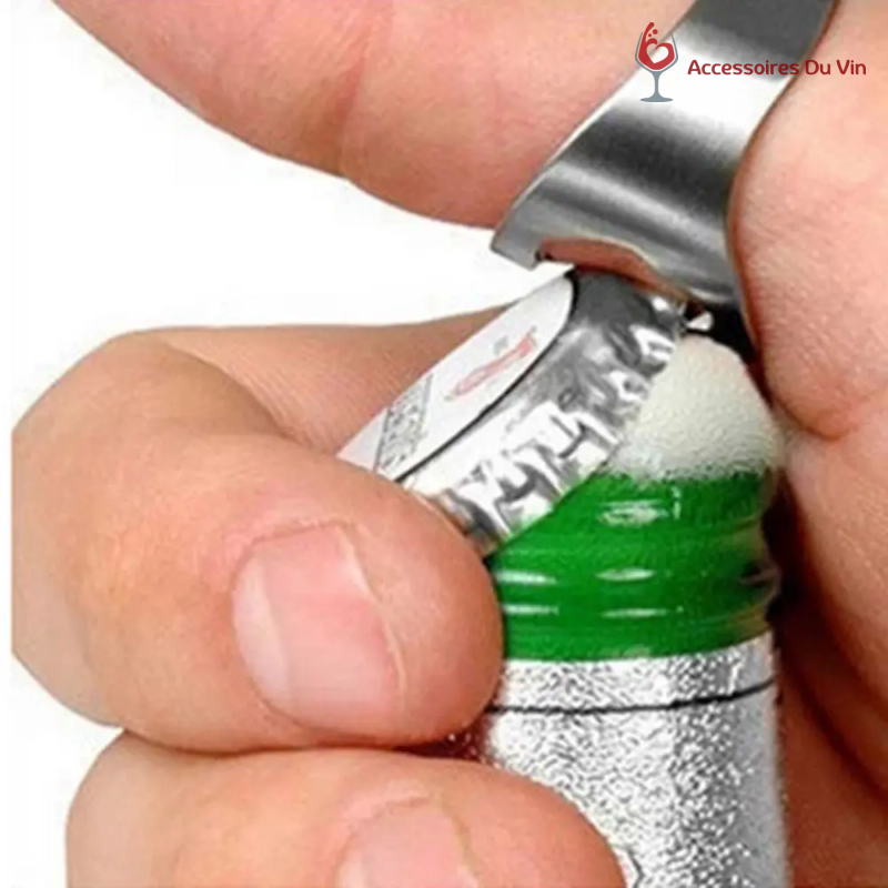 décapsuleur bague en utilisation